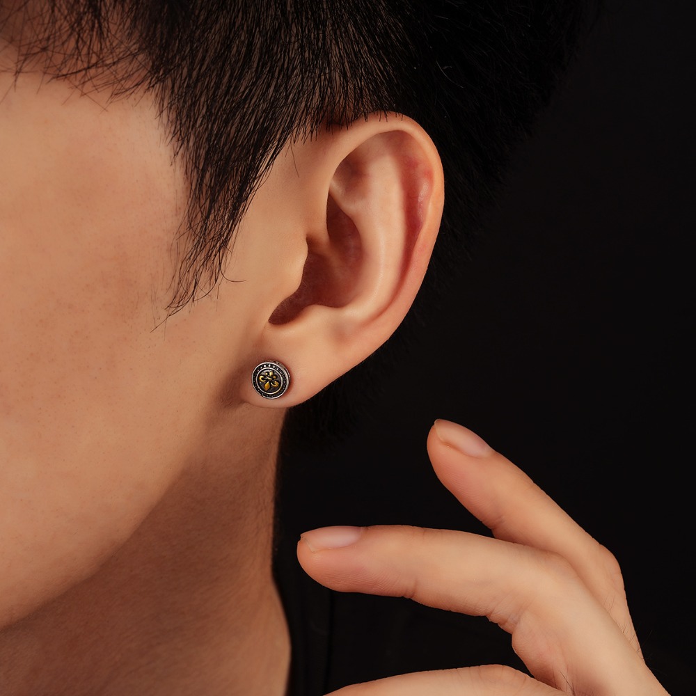1 par de brincos com design es - Body Jewelry High End avaliação e preço