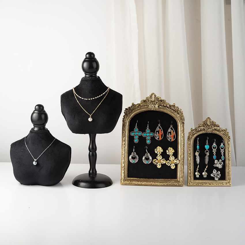 Expositor de Joias em Veludo P - Body Jewelry Store avaliação e preço